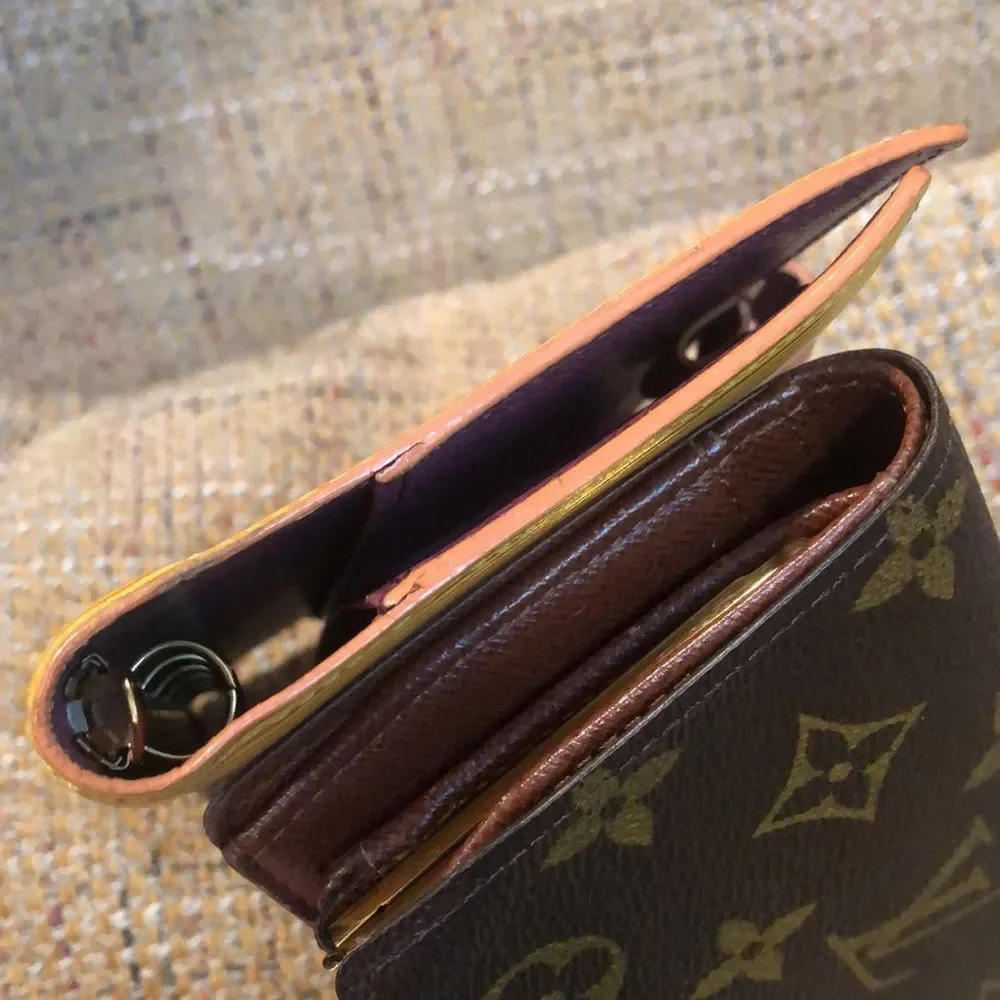 LOUIS VUITTON LV Epi Leather Agenda Planner Binder Credit Card Passport Book